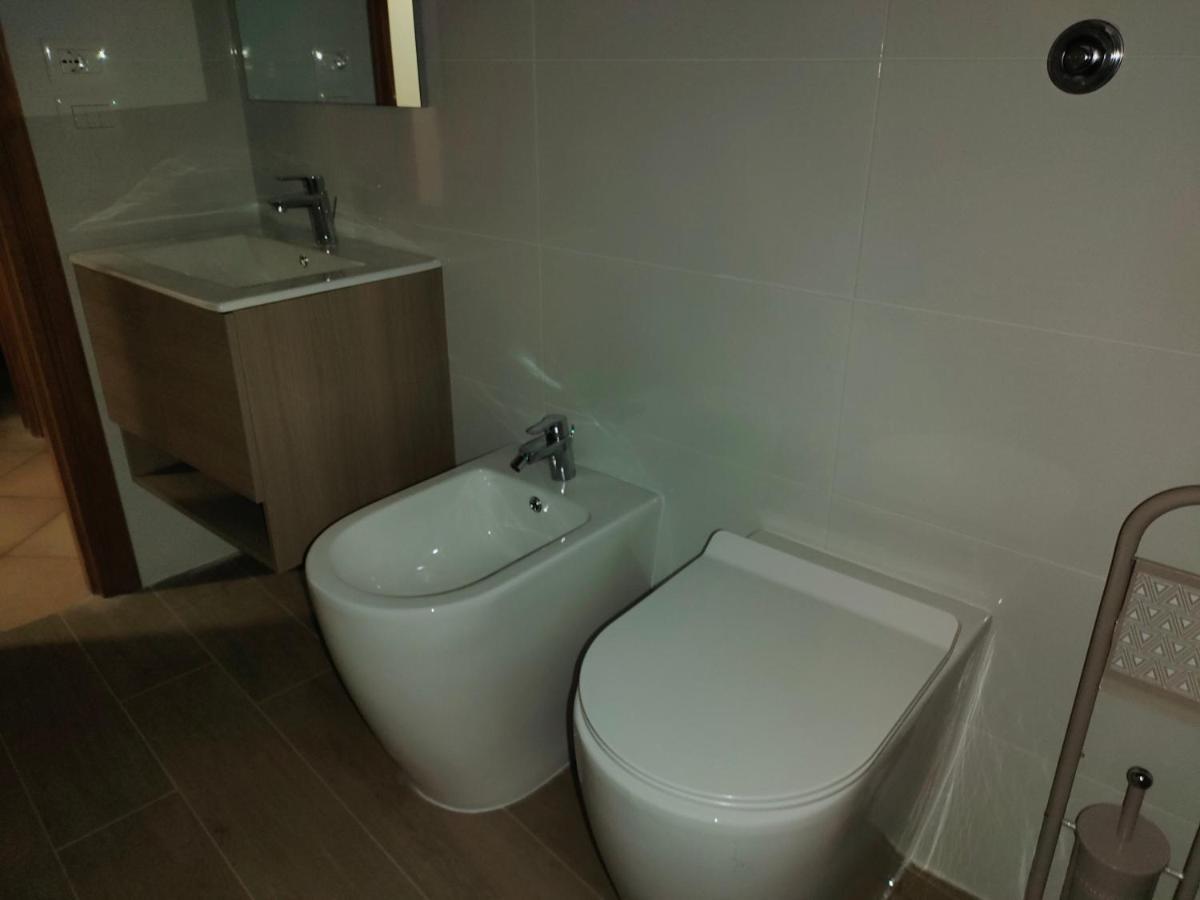 Francigena Viterbo Apartment Con Parcheggio Gratuito A Soli 2 Minuti Luaran gambar