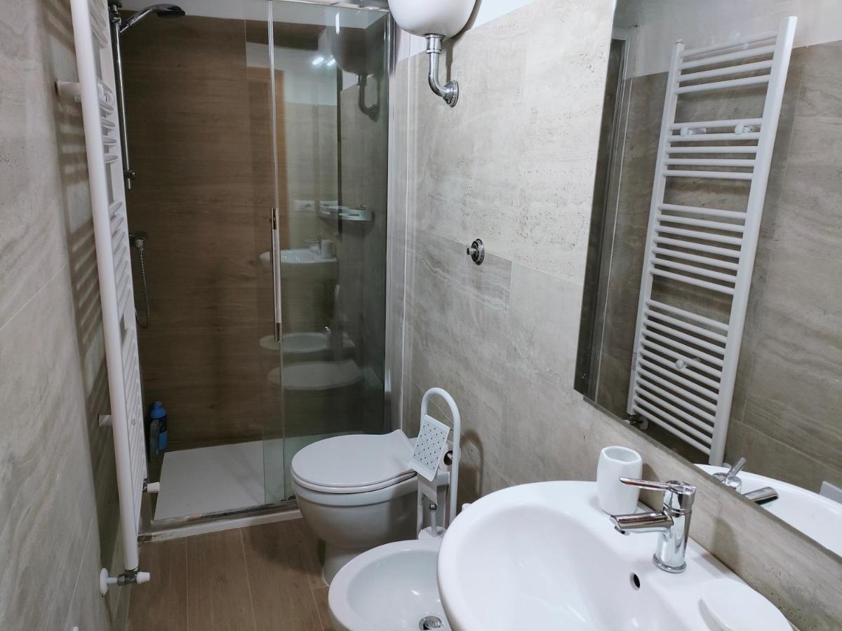 Francigena Viterbo Apartment Con Parcheggio Gratuito A Soli 2 Minuti Luaran gambar